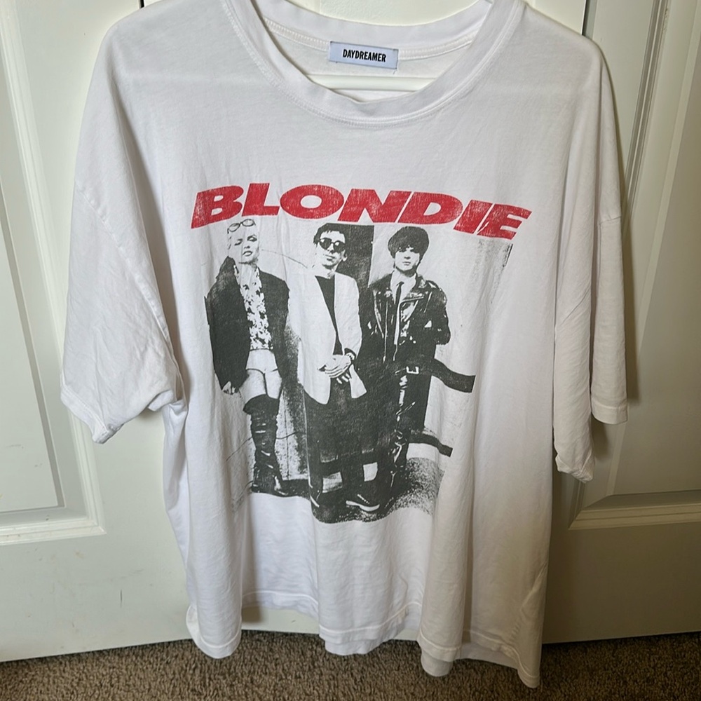 Blondie Oversized Daydreamer